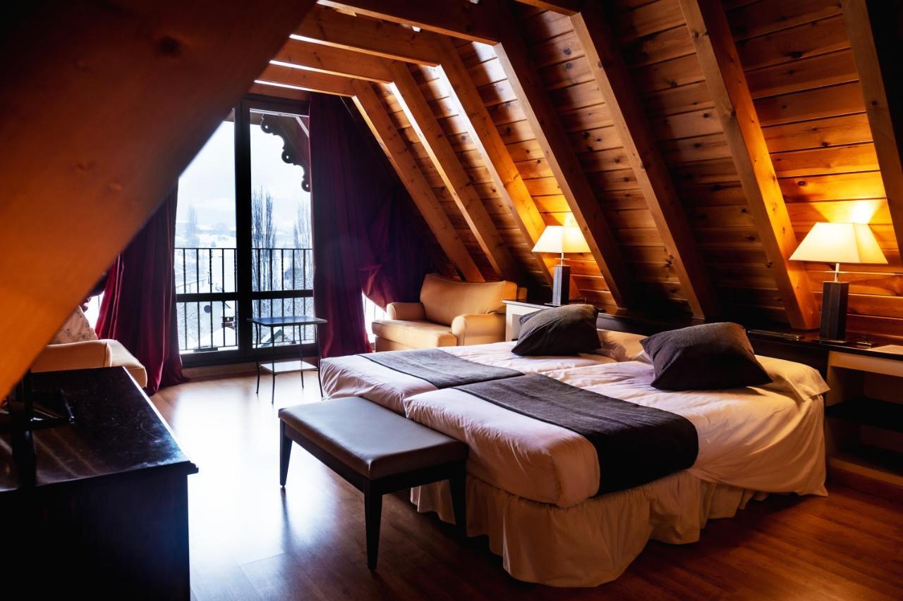 Hotel Valle De Izas Sallent de Gállego Exteriör bild