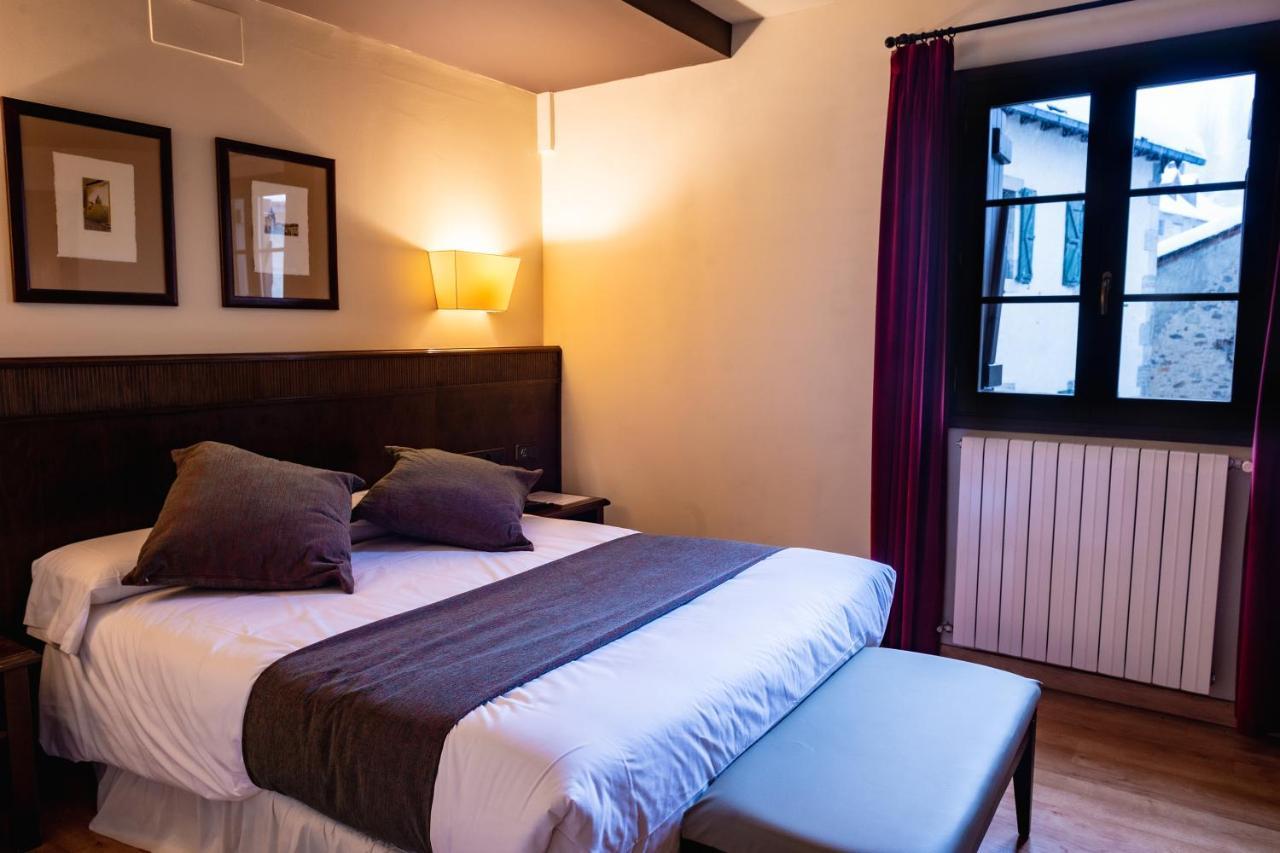 Hotel Valle De Izas Sallent de Gállego Exteriör bild