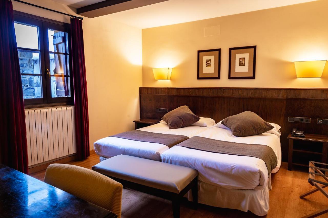 Hotel Valle De Izas Sallent de Gállego Exteriör bild