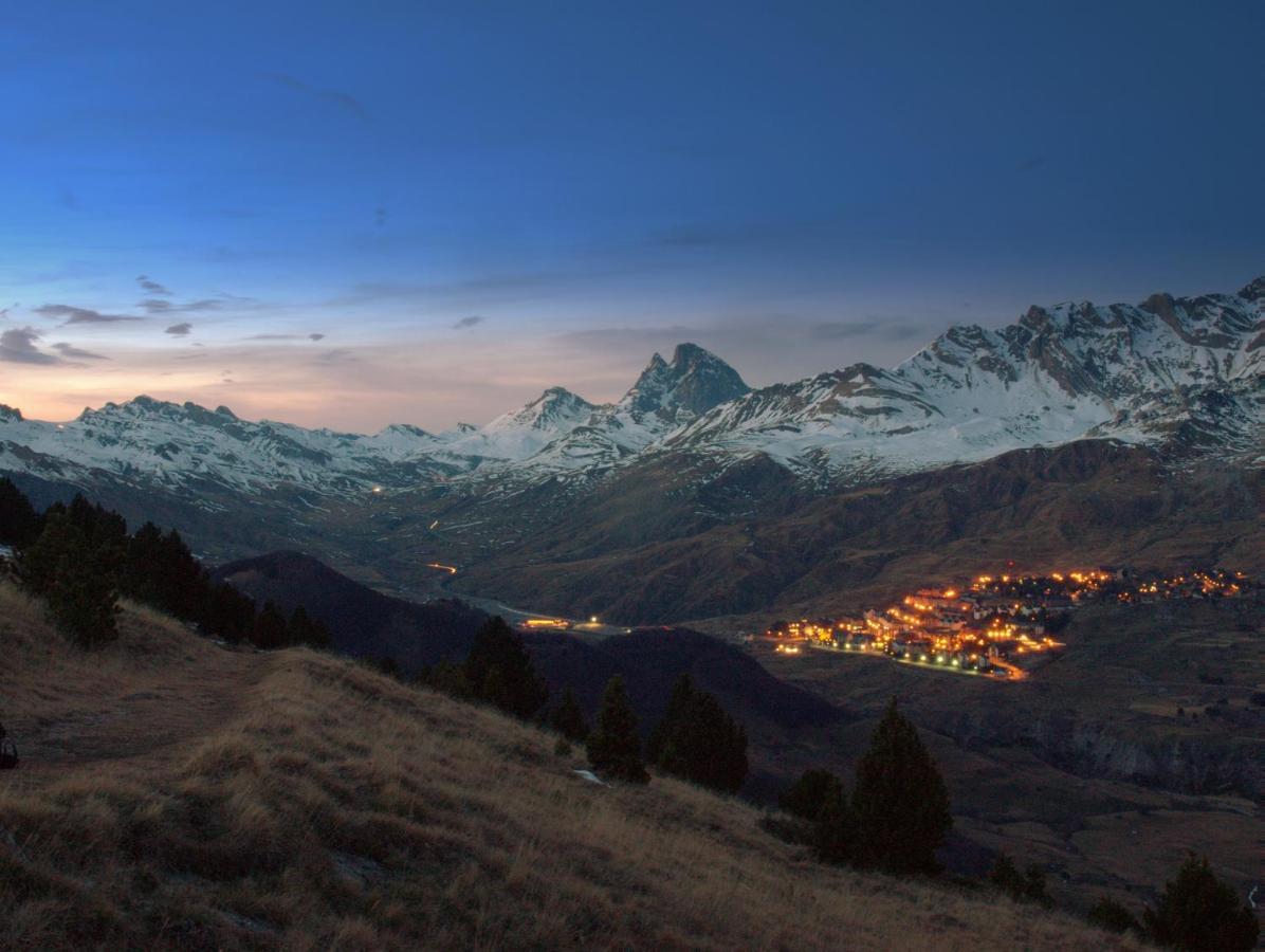Hotel Valle De Izas Sallent de Gállego Exteriör bild