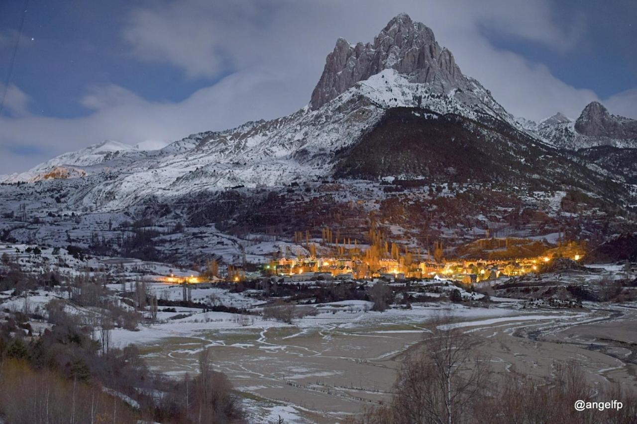Hotel Valle De Izas Sallent de Gállego Exteriör bild
